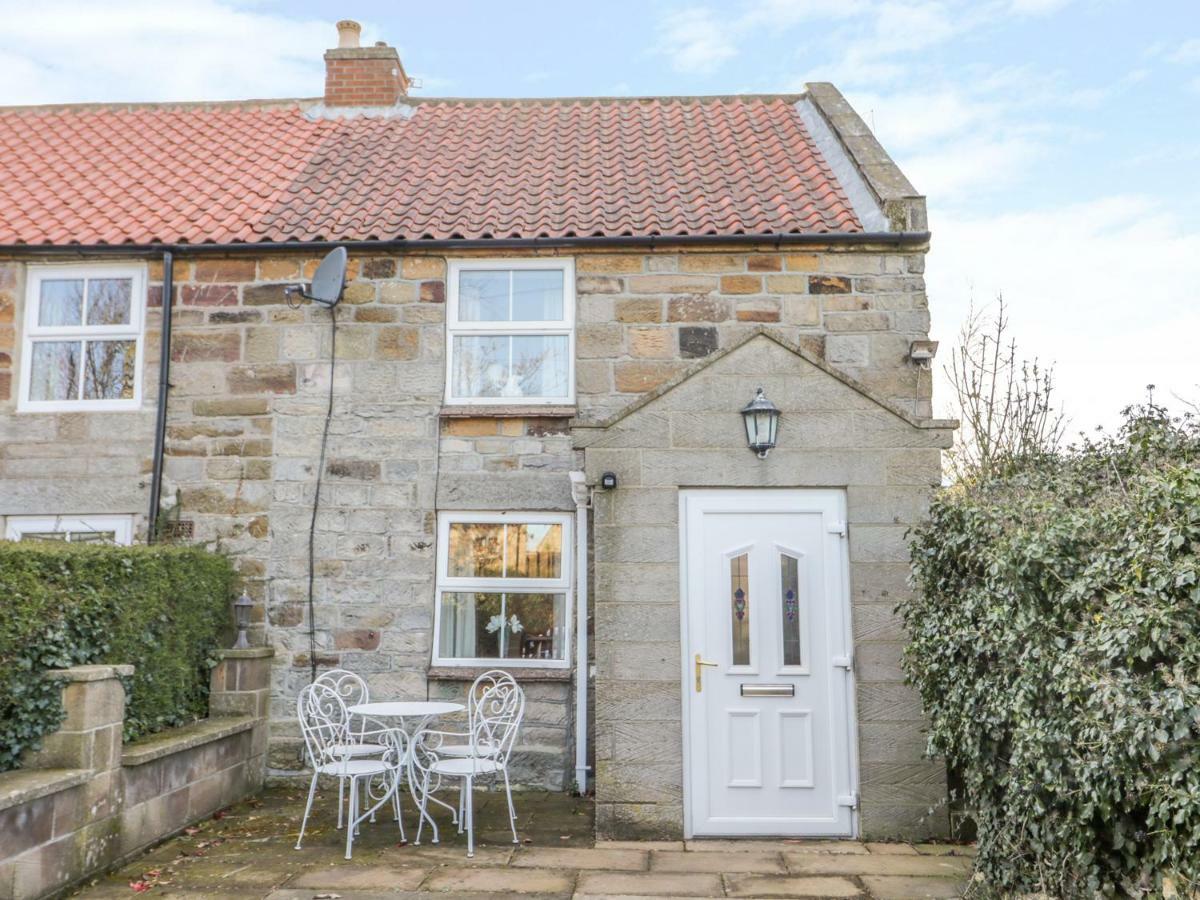 Dove Cottage Уитби Экстерьер фото